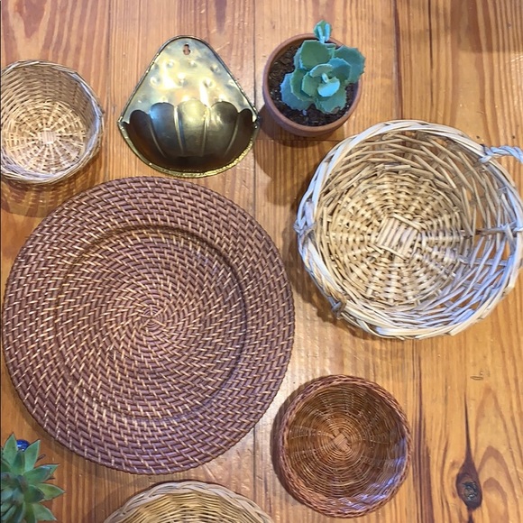⭐️HP Best in Home⭐️ Boho basket & brass wall set - Picture 3 of 12